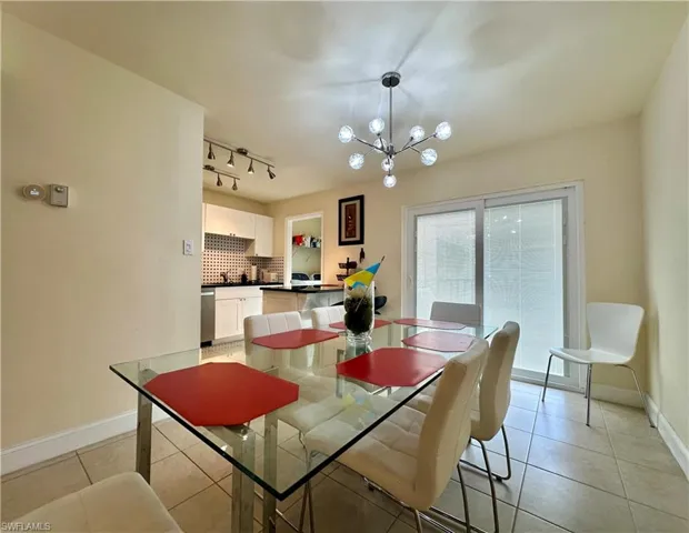 788  Park Shore  DR, Naples, FL 34103