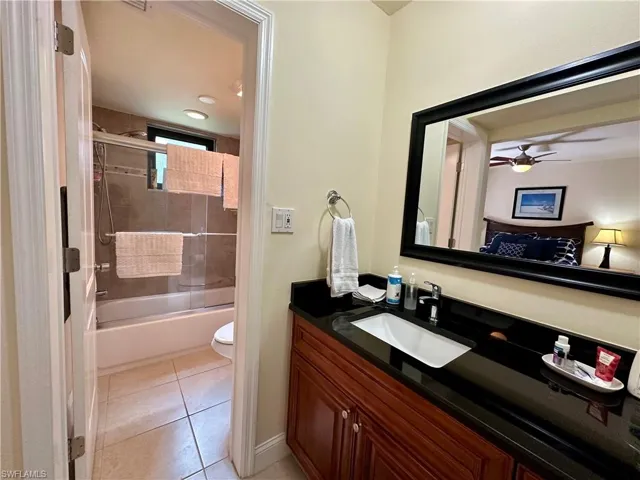788  Park Shore  DR, Naples, FL 34103