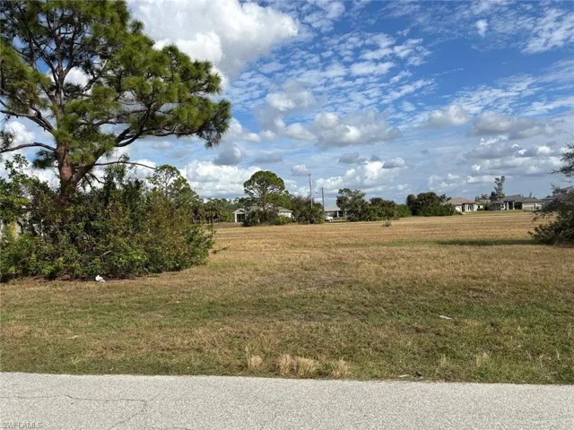 2353 NW 37th  PL, Cape Coral, FL 33993