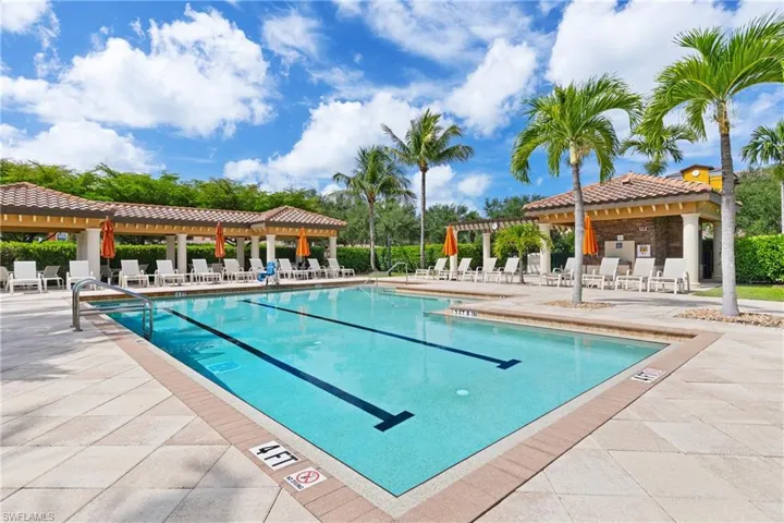 9715 Acqua Ct 116, Naples, Florida 34113