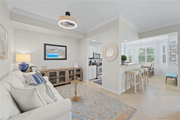 9715 Acqua Ct 116, Naples, Florida 34113
