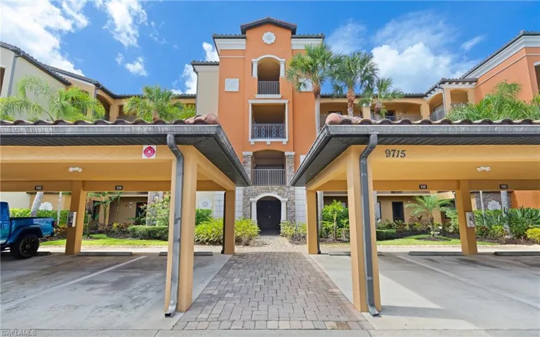 9715 Acqua Ct 116, Naples, Florida 34113
