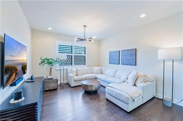 11546  Meadowrun  CIR, Fort Myers, FL 33913