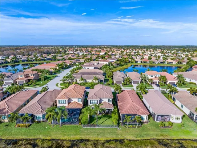 11546  Meadowrun  CIR, Fort Myers, FL 33913