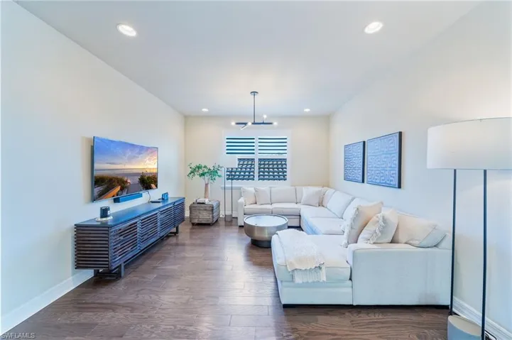 11546  Meadowrun  CIR, Fort Myers, FL 33913