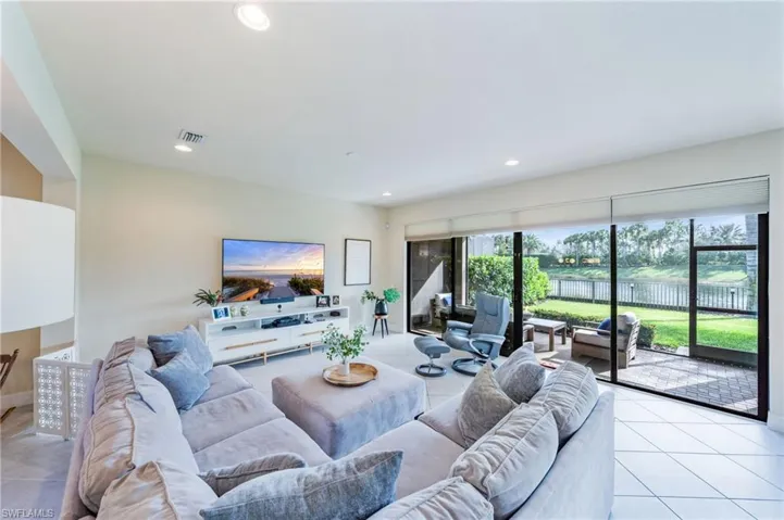 11546  Meadowrun  CIR, Fort Myers, FL 33913