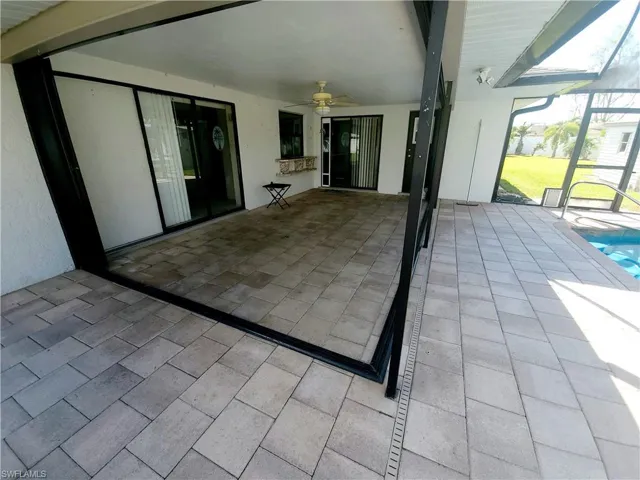 1107 SE 13th  TER, Cape Coral, FL 33990