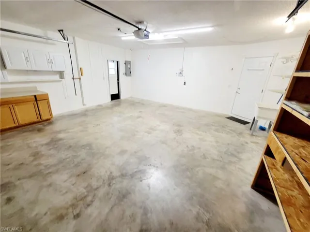 1107 SE 13th  TER, Cape Coral, FL 33990