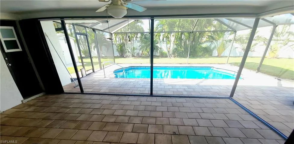 1107 SE 13th  TER, Cape Coral, FL 33990