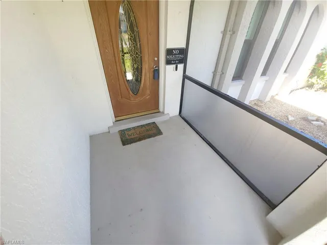 1107 SE 13th  TER, Cape Coral, FL 33990