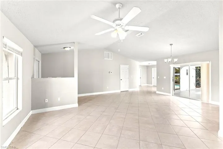 1422 Se 15th Ter, Cape Coral, Florida 33990