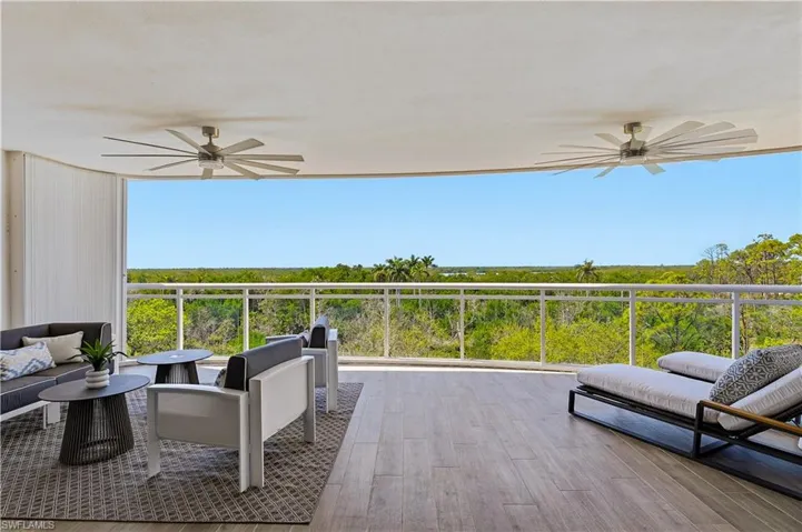 13935 Old Coast Rd 406, Naples, Florida 34110