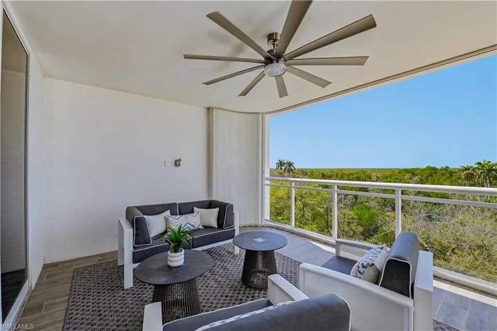 13935 Old Coast Rd 406, Naples, Florida 34110