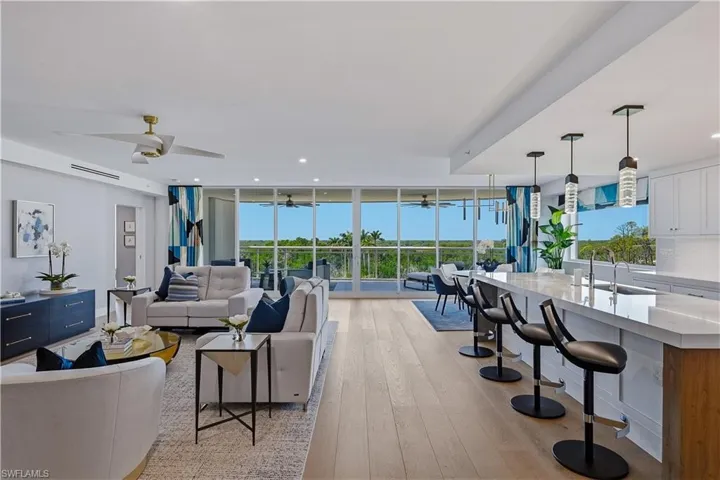 13935 Old Coast Rd 406, Naples, Florida 34110