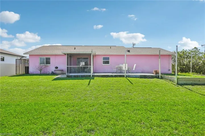 812  Floyd S AVE, Lehigh Acres, FL 33976