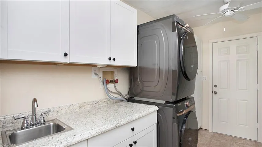 lots of room to hang and store!