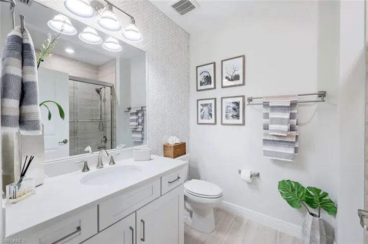 Full Bathroom 2 shower upgraded glass sliding door