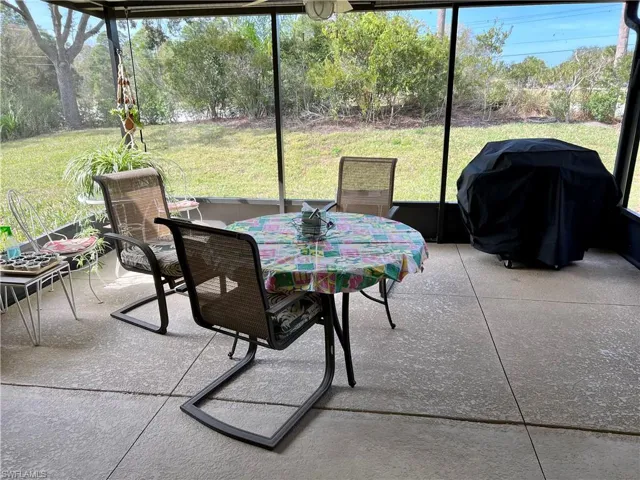 9377  Aegean  CIR, Lehigh Acres, FL 33936
