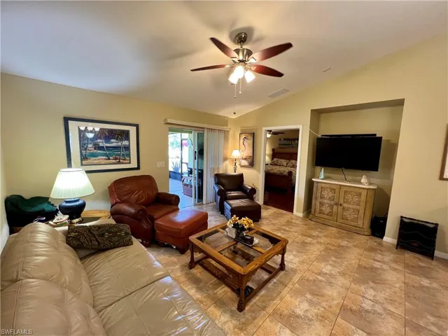 9377  Aegean  CIR, Lehigh Acres, FL 33936