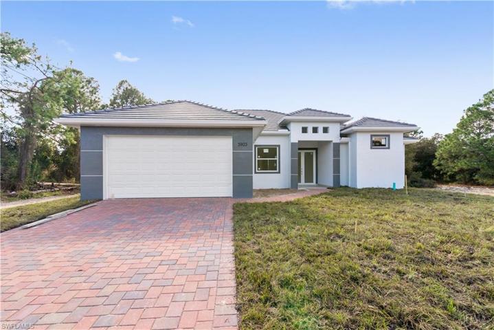 2504 Rita AVE N, LEHIGH ACRES FL 33971