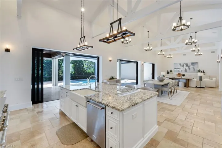 1400 Forrest Ct, Marco Island, Florida 34145