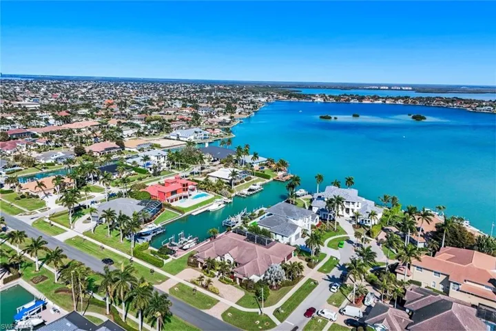 1400 Forrest Ct, Marco Island, Florida 34145