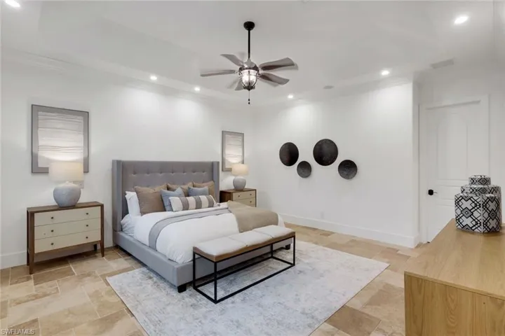 1400 Forrest Ct, Marco Island, Florida 34145