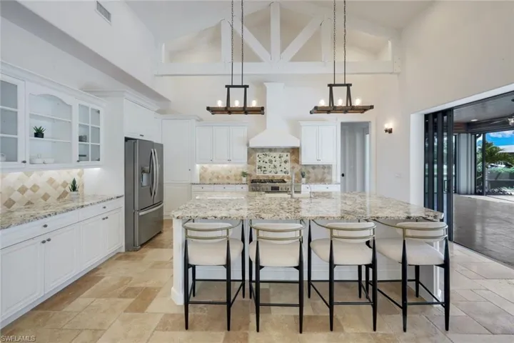 1400 Forrest Ct, Marco Island, Florida 34145