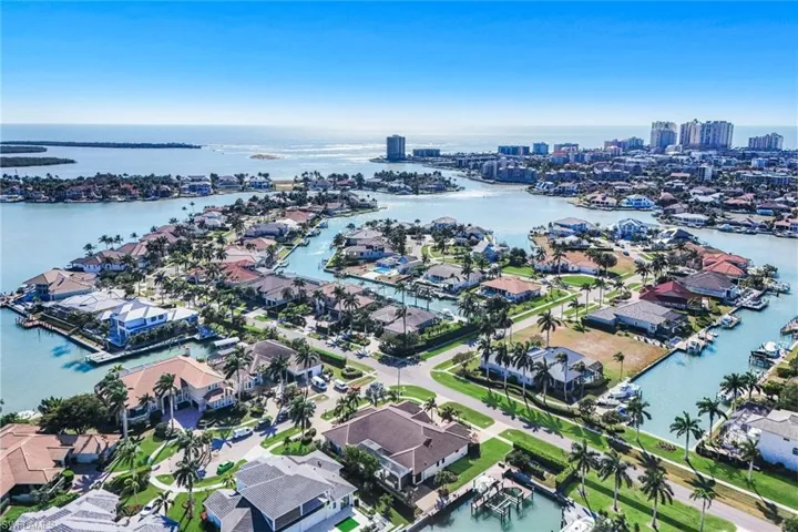 1400 Forrest Ct, Marco Island, Florida 34145