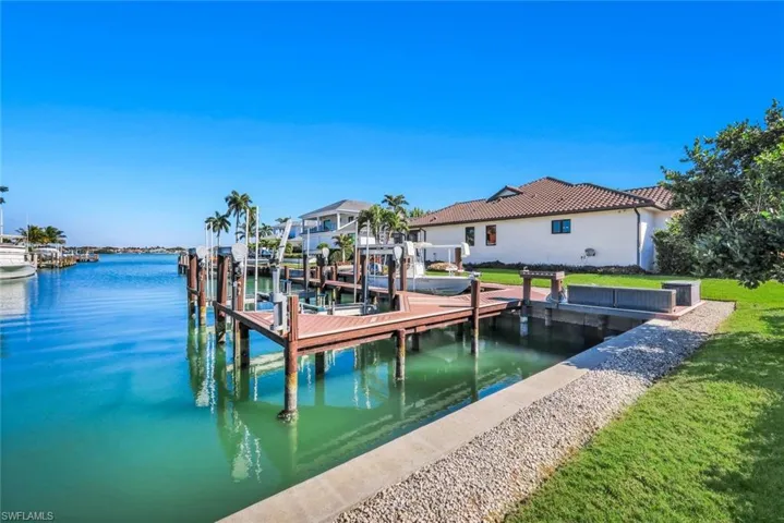 1400 Forrest Ct, Marco Island, Florida 34145