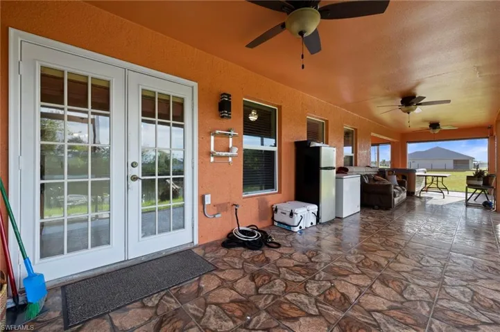Screen lanai with french doors