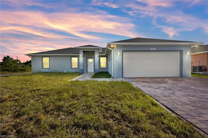 2601  43rd W ST, Lehigh Acres, FL 33971