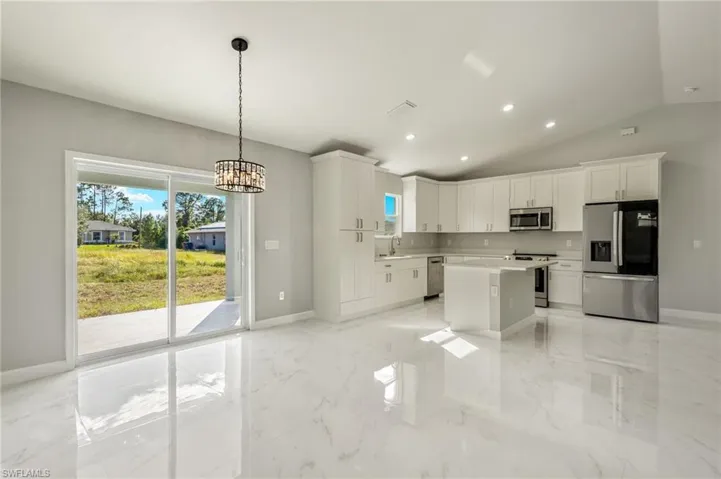 2601  43rd W ST, Lehigh Acres, FL 33971