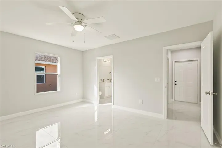 2601  43rd W ST, Lehigh Acres, FL 33971