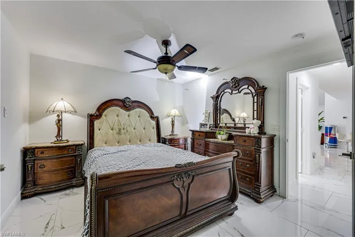 4335 45th Ave Ne, Naples, Florida 34120