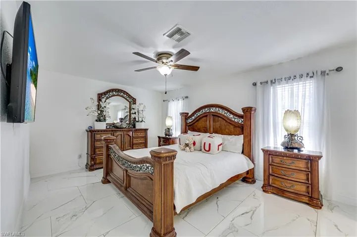 4335 45th Ave Ne, Naples, Florida 34120