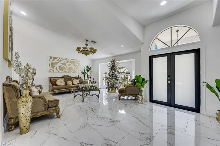 4335 45th Ave Ne, Naples, Florida 34120