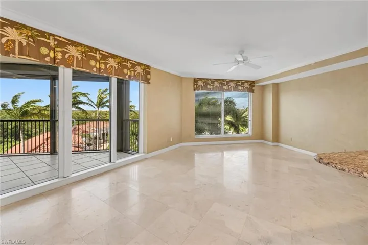 7575 Pelican Bay BLVD # 301, NAPLES FL 34108
