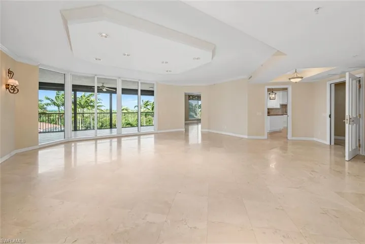 7575 Pelican Bay BLVD # 301, NAPLES FL 34108