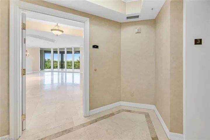 7575 Pelican Bay BLVD # 301, NAPLES FL 34108