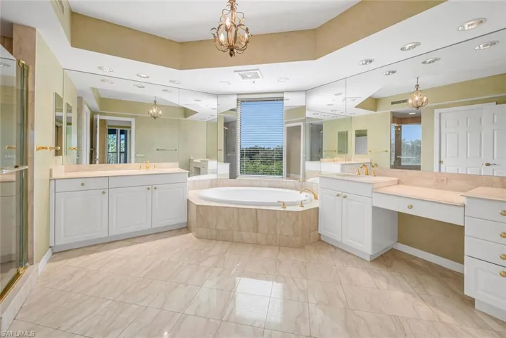 7575 Pelican Bay BLVD # 301, NAPLES FL 34108
