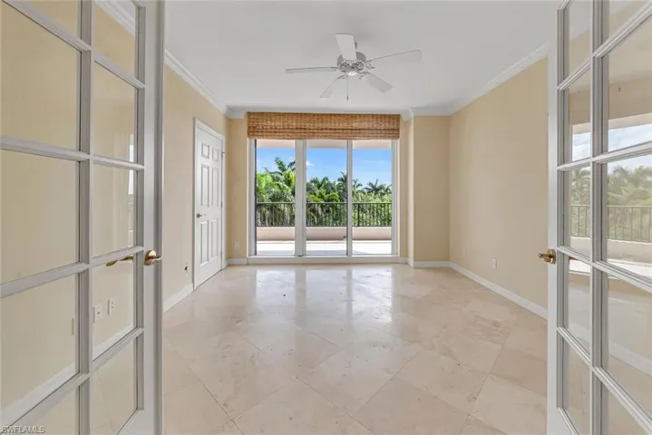 7575 Pelican Bay BLVD # 301, NAPLES FL 34108