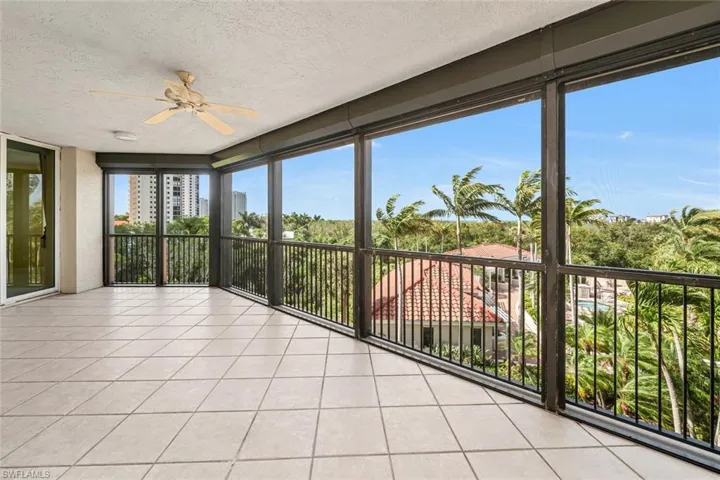 7575 Pelican Bay BLVD # 301, NAPLES FL 34108