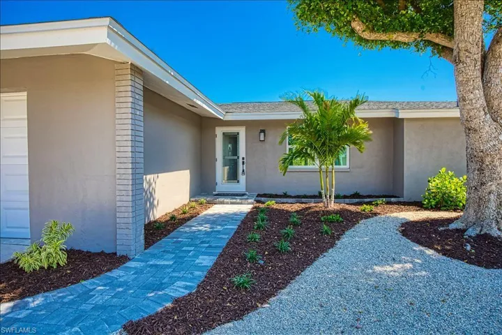 Walkway to front entrance