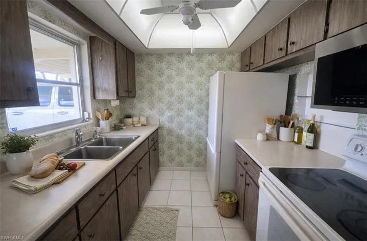 2210 Gardenia Way, Lehigh Acres, Florida 33936
