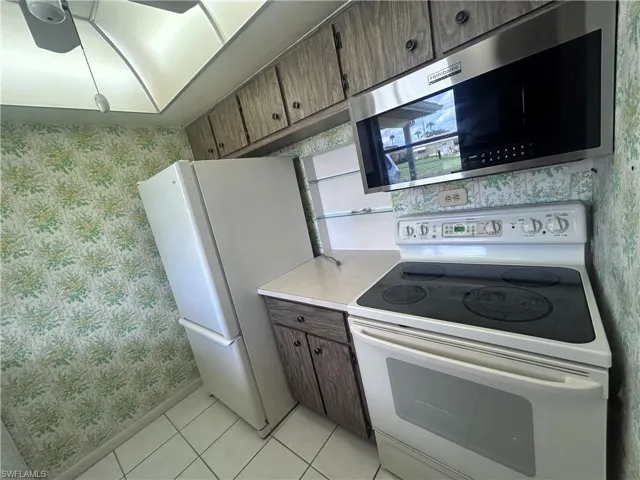 2210 Gardenia Way, Lehigh Acres, Florida 33936