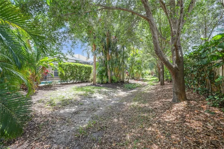 3123  Santorini  CT, Naples, FL 34119