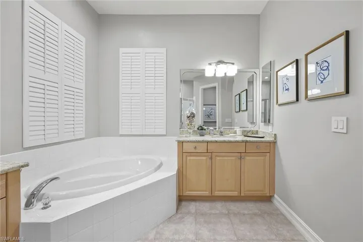 3123  Santorini  CT, Naples, FL 34119