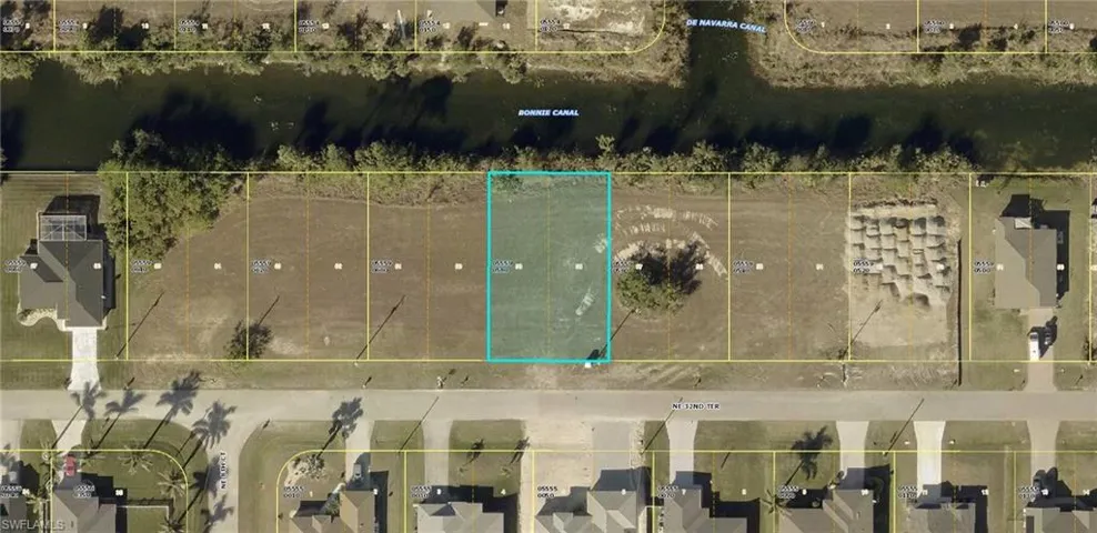 Aerial map of property and surrounding area