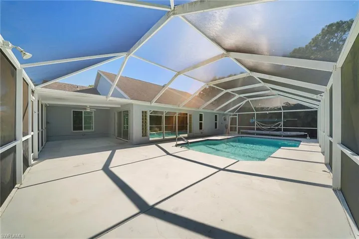 2614  7th W ST, Lehigh Acres, FL 33971